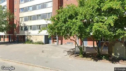 Lägenheter att hyra i Huddinge - Bild från Google Street View