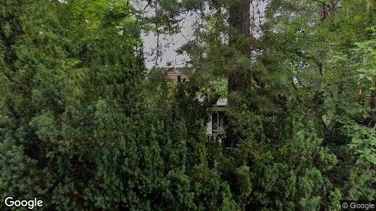Lägenheter till salu i Huddinge - Bild från Google Street View