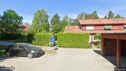 Lägenheter till salu i Täby - Bild från Google Street View