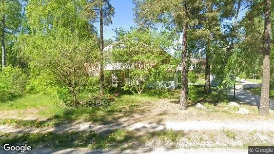 Lägenheter att hyra i Tyresö - Bild från Google Street View