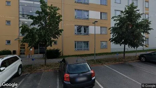 Lägenheter att hyra i Huddinge - Bild från Google Street View