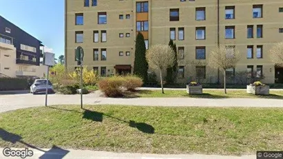 Lägenheter till salu i Upplands Väsby - Bild från Google Street View