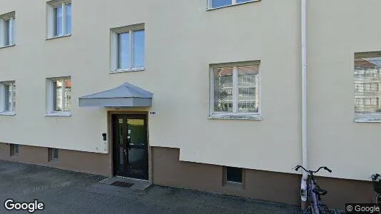 Lägenheter till salu i Lidköping - Bild från Google Street View