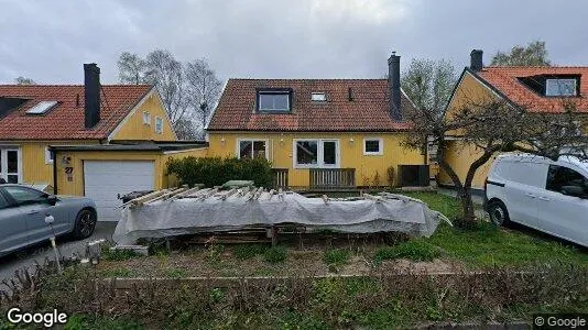 Lägenheter till salu i Täby - Bild från Google Street View