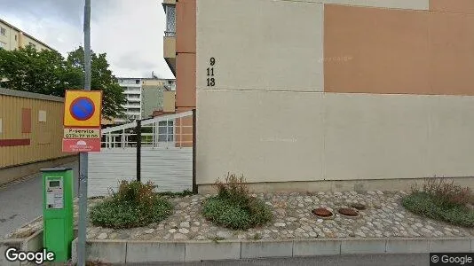 Lägenheter till salu i Botkyrka - Bild från Google Street View