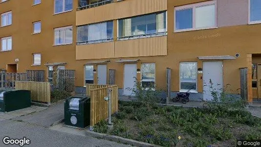 Bostadsrätter till salu i Nacka - Bild från Google Street View