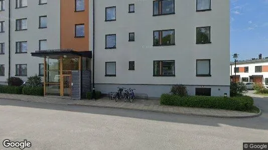 Bostadsrätter till salu i Haninge - Bild från Google Street View