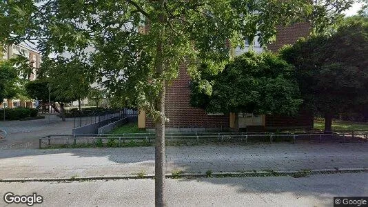 Lägenheter att hyra i Rosengård - Bild från Google Street View