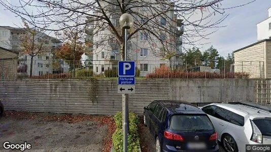 Lägenheter att hyra i Huddinge - Bild från Google Street View