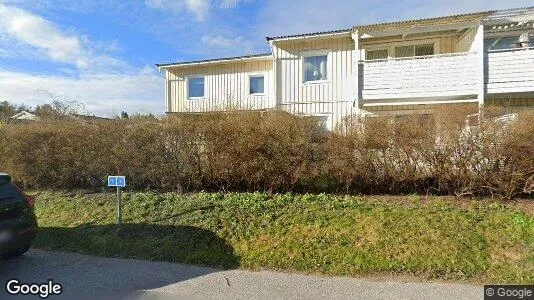 Lägenheter till salu i Upplands Väsby - Bild från Google Street View