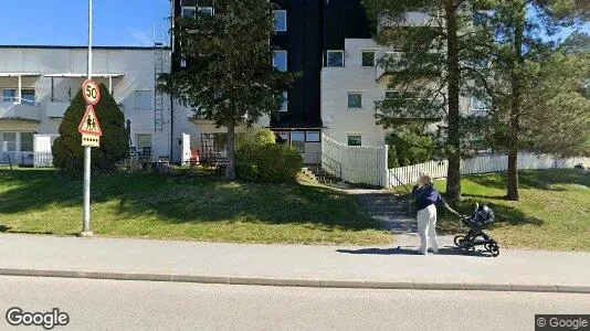 Lägenheter till salu i Upplands Väsby - Bild från Google Street View