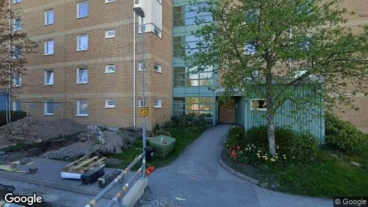 Bostadsrätter till salu i Tyresö - Bild från Google Street View