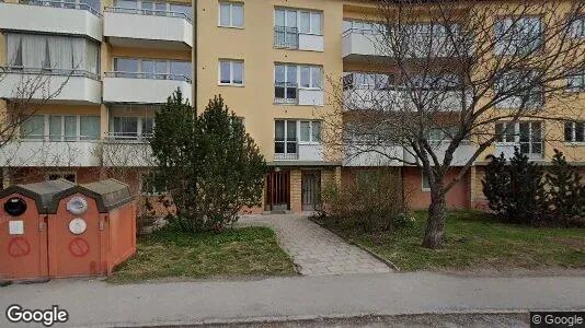 Bostadsrätter till salu i Huddinge - Bild från Google Street View