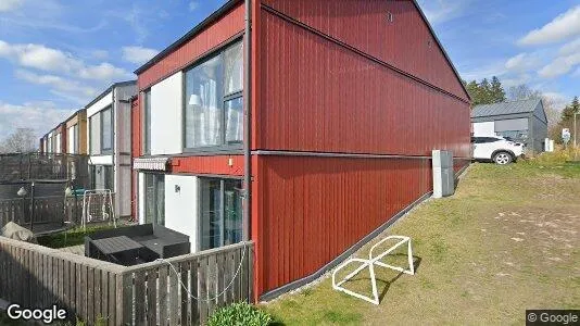 Bostadsrätter till salu i Österåker - Bild från Google Street View