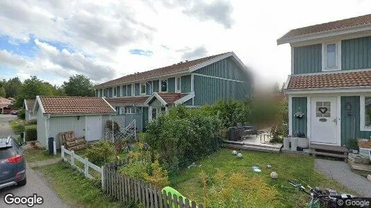 Bostadsrätter till salu i Österåker - Bild från Google Street View