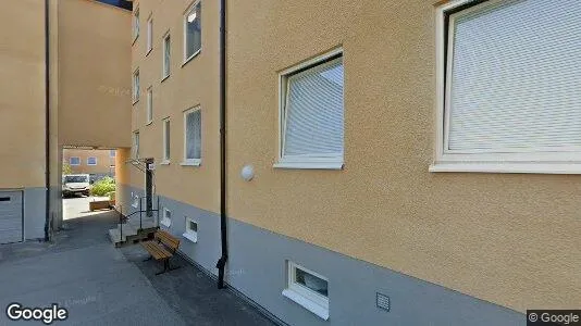 Bostadsrätter till salu i Haninge - Bild från Google Street View