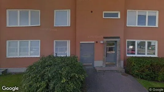 Lägenheter till salu i Köping - Bild från Google Street View