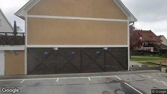 Bostadsrätter till salu i Husie - Bild från Google Street View