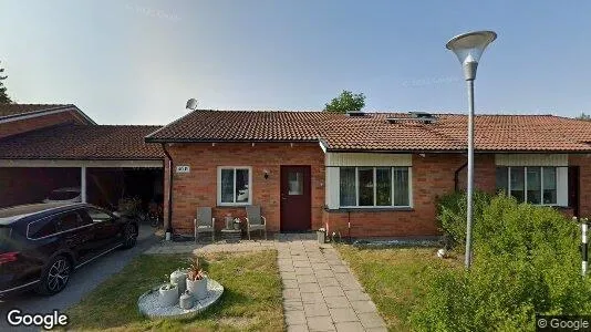 Bostadsrätter till salu i Köping - Bild från Google Street View