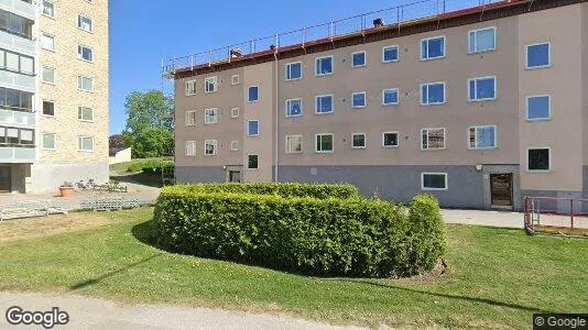 Bostadsrätter till salu i Köping - Bild från Google Street View