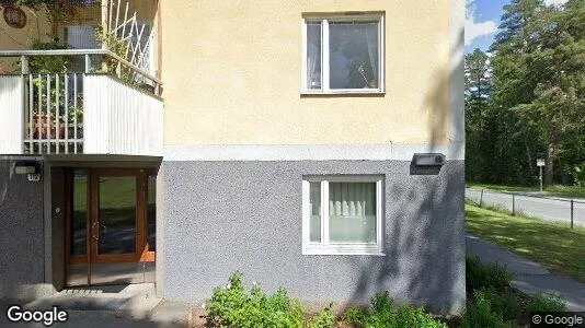 Lägenheter till salu i Haninge - Bild från Google Street View