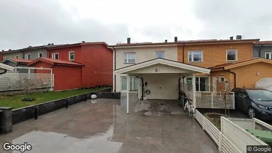 Lägenheter till salu i Haninge - Bild från Google Street View