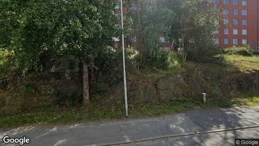 Lägenheter att hyra i Huddinge - Bild från Google Street View