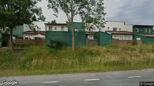 Lägenheter att hyra i Ekerö - Bild från Google Street View