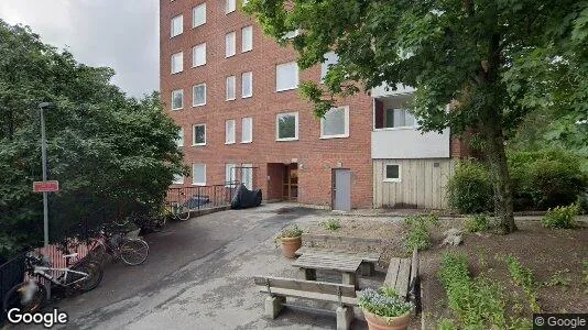Lägenheter att hyra i Huddinge - Bild från Google Street View