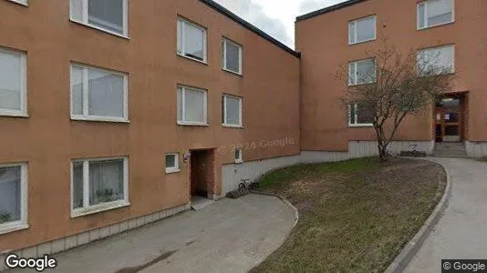 Lägenheter att hyra i Huddinge - Bild från Google Street View