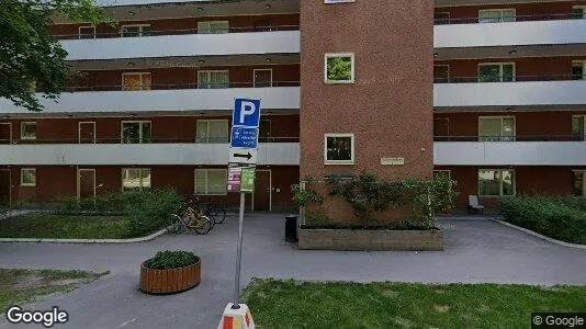 Lägenheter att hyra i Huddinge - Bild från Google Street View
