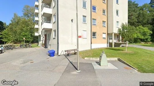 Lägenheter att hyra i Huddinge - Bild från Google Street View