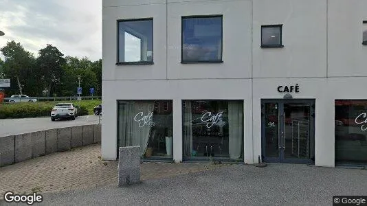 Bostadsrätter till salu i Huddinge - Bild från Google Street View