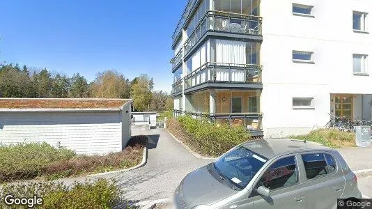 Lägenheter till salu i Nacka - Bild från Google Street View