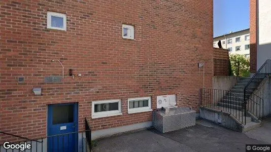 Bostadsrätter till salu i Haninge - Bild från Google Street View
