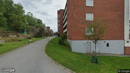 Lägenheter att hyra i Huddinge - Bild från Google Street View
