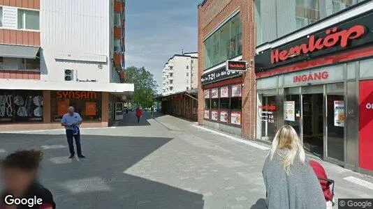 Lägenheter att hyra i Huddinge - Bild från Google Street View