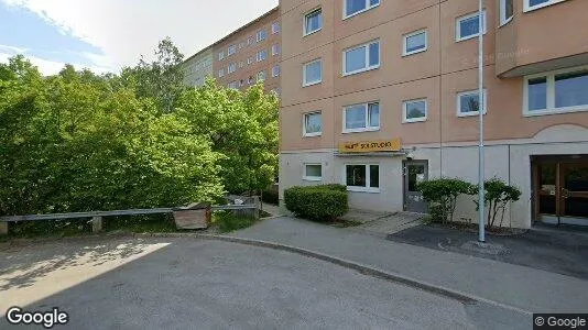 Lägenheter att hyra i Haninge - Bild från Google Street View