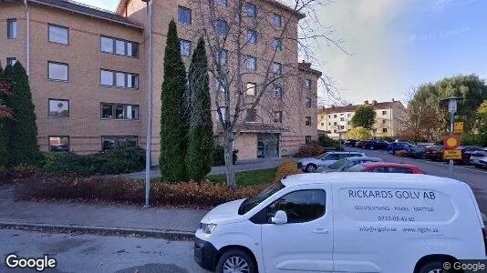 Bostadsrätter till salu i Köping - Bild från Google Street View