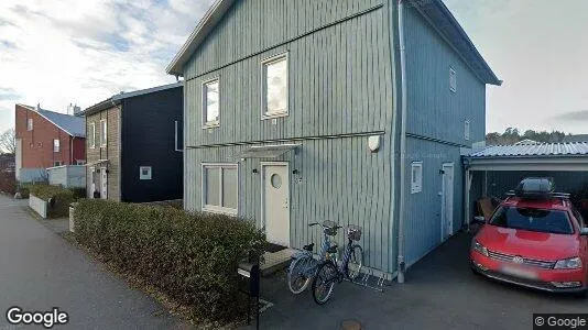 Bostadsrätter till salu i Upplands Väsby - Bild från Google Street View