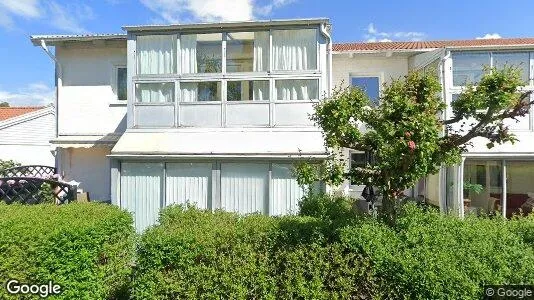 Bostadsrätter till salu i Vellinge - Bild från Google Street View