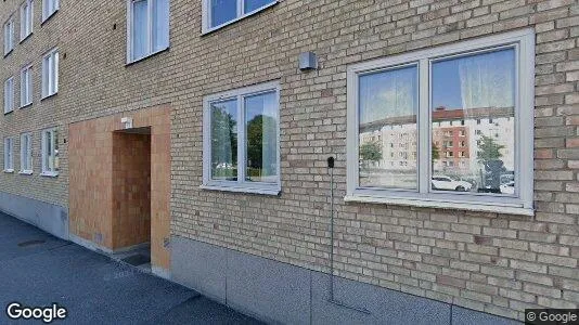 Lägenheter att hyra i Huddinge - Bild från Google Street View