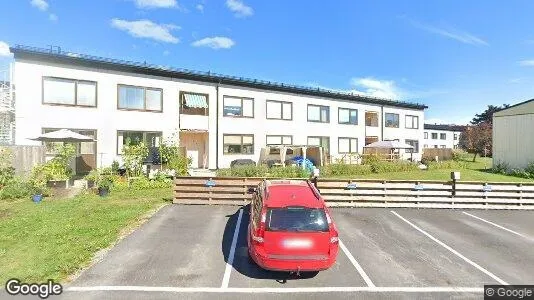 Lägenheter att hyra i Ekerö - Bild från Google Street View
