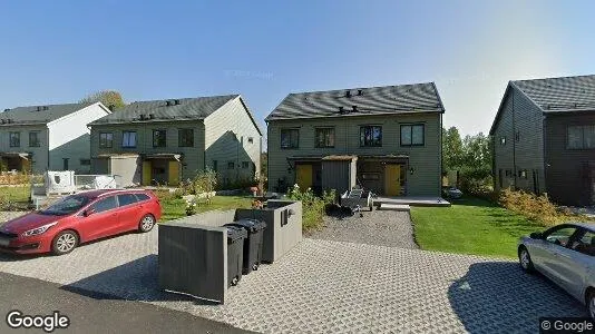 Lägenheter till salu i Upplands-Bro - Bild från Google Street View