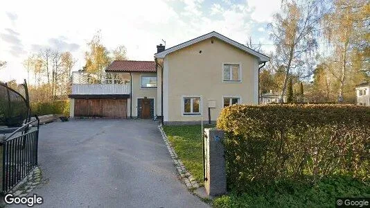 Lägenheter till salu i Täby - Bild från Google Street View