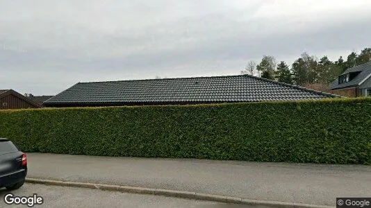 Lägenheter till salu i Upplands Väsby - Bild från Google Street View