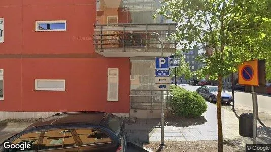 Bostadsrätter till salu i Haninge - Bild från Google Street View