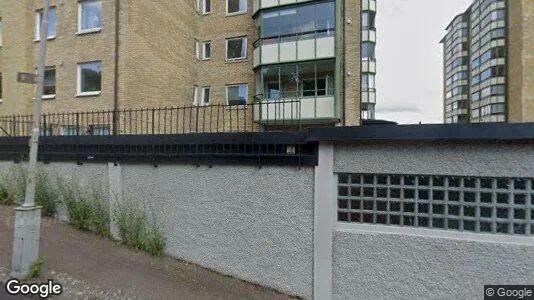 Bostadsrätter till salu i Lundby - Bild från Google Street View