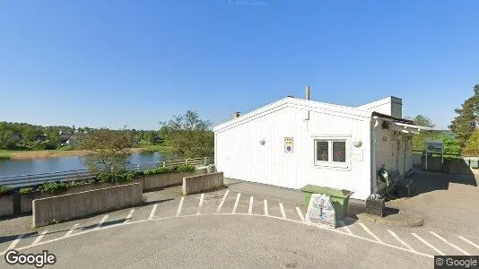 Bostadsrätter till salu i Tyresö - Bild från Google Street View