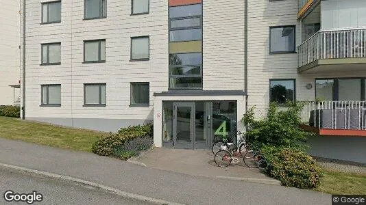Lägenheter till salu i Botkyrka - Bild från Google Street View